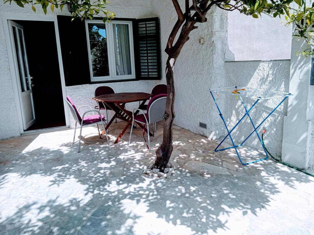 Harbour-Side Apartment With Beautiful Terrace Podgora Exterior foto